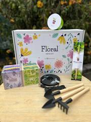 Еко-рішення: корпоративні подарунки на 8 березня з логотипом