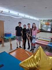 Стрільба з лука для шкільних груп,  підлітків і організованих заходів